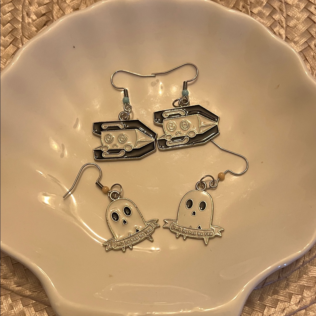 Charming Ghost And Coffin Earrings Set